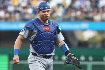 ロバーツ監督が苦しい捕手事情に言及「IL入りの可能性に備えて…」　スミスに続き、ラッシングも負傷