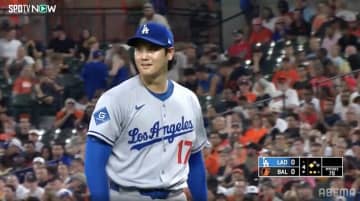 大谷翔平に「ハッハッハ」現地実況が“爆笑” 怒りも見せた緊急登板…降板時、走者に対する“意外な表情”に思わず吹き出す