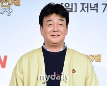 ペク・ジョンウォン、産地偽装問題で警察が約5時間の召喚調査