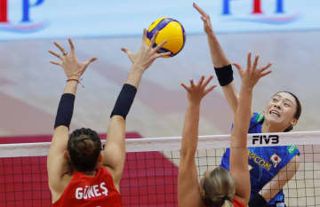 【バレー世界選手権】トルコに敗戦　日本は3位決定戦で15年ぶりのメダル獲得へ切り替え　イタリアorブラジルどちらも格上と強敵に立ち向かう
