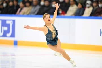 坂本花織は2位で逆転Vならず　今季初戦でギア上がらなかったワケ「可愛い言い方をすると…」