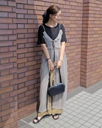 簡単なのにおしゃれ！ キャミソール重ね着で叶う最旬トレンドコーデ術