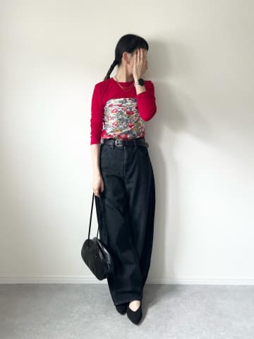 おしゃれさん愛用の【ユニクロのパンツ】買って真似したい「こなれコーデ」