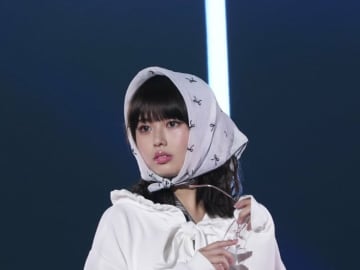 大バズりJK“おひなさま（長浜広奈）”「TGC」初出演に「キターーー！」存在感あふれる姿にも「ひな大好き」「可愛すぎ」歓喜の声