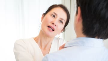 「老後資金は心配ないさ」と豪語の夫にビンタをかましたい…〈年金夫婦で月30万円〉65歳妻「預金通帳」を見て絶句したワケ