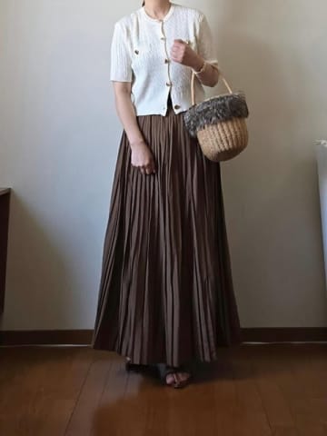 今の時期、何着ようか迷ったら「カーディガン」一択！上品にこなれる♡秋のスイッチコーデ5選