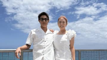 佐伯三貴、ボートレーサー夫との“幸せ溢れまくり”ウェディングフォト公開　「ほんと推しカップル」と祝福の声