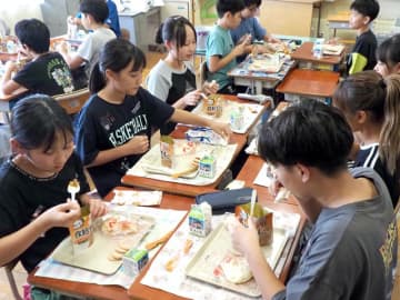 防災月間に非常食カレー　木更津の小中学校で給食に登場　児童「おいしくてびっくり」