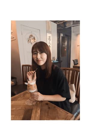 安めぐみ、カフェでの笑顔ショット＆次女の姿にほっこり