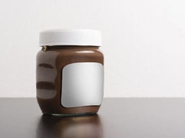 32歳「物価高であのメーカーのチョコスプレッドが買えなくなった」年収500万円世帯への影響