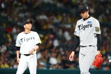 【阪神】才木浩人〝Ｖ王手〟登板で…まさかの危険球退場　藤川監督は帽子を取って広島ベンチに謝罪