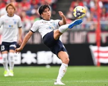 ２点を追う神戸がトゥーレル退場で数的不利に。リードを守り抜いた横浜FCが４強に駒を進める【ルヴァン杯】