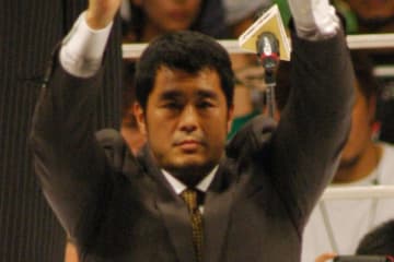 「いやーっ‼ 熱量半端ない」元プロレスラー髙田延彦、ドジャース現地観戦を報告！ “背番号17のユニ姿”に反響「行ったんですね」