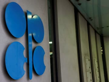 産油国、10月も増産継続　日量13万バレル、価格下落も