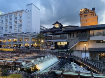 旅行好き必見！日本百名湯ランキングTOP3に輝いた名湯は1位は群馬県・草津温泉！では2位、3位は？