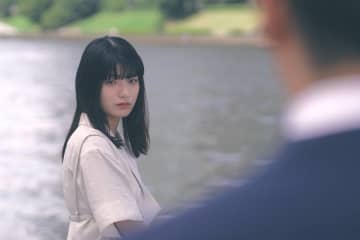 明かされる夜長（蒔田彩珠）の過去　そして鳴木（岩田剛典）との出会い