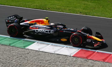 【Ｆ１】角田裕毅　ローソンと〝同士討ち〟で13位撃沈「足の引っ張り合いしてどうすんのよ」