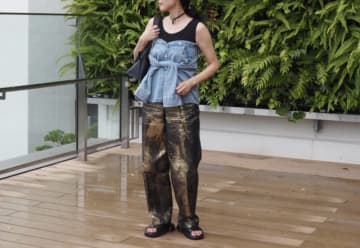秋気分をプラスできる！残暑に似合う「デニムシャツ」の楽しみ方