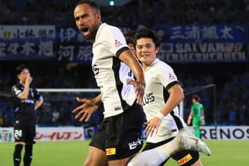 浦和新助っ人、出場2分で即結果「フィニッシュは僕の仕事」　同僚も感嘆「ああいう上手さが」
