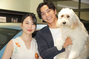 『バチェラー』友永真也＆岩間恵“しんめぐ”夫婦、マスコミ初取材　　愛犬同席で夫婦円満の秘けつ伝授「次の日に持ち越さない」