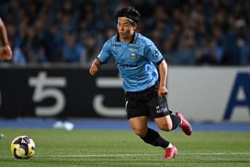 5戦6発…28歳日本人の「キレが違いすぎる」　個人技炸裂、絶好調男に喝采「バケモンやん」