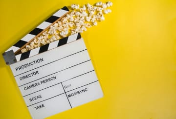 映画館、増収企業が大幅減少でコロナ禍並みの苦境…も「鬼滅」効果で光明、25年度は回復か