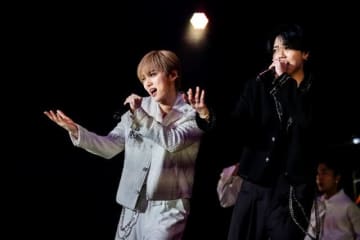 INI、尾崎匠海&藤牧京介が初フェス出演 多彩なセットリスト・圧巻の歌唱力で観客を魅了