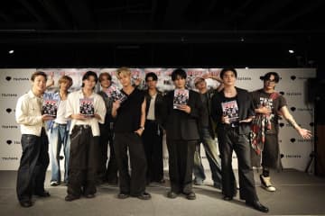 THE JET BOY BANGERZ「10人それぞれの個性や魅力を解放する」初のアーティストブックはメンバーにとっての“宝物”に