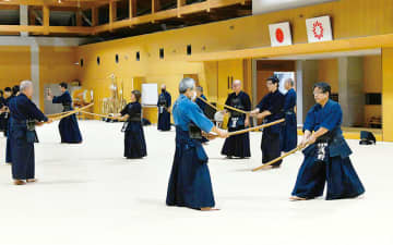 安全性を高め多用途に　埼玉の県立武道館（リプロ武道館）がリニューアルから1カ月　床材張り替えやLED照明も