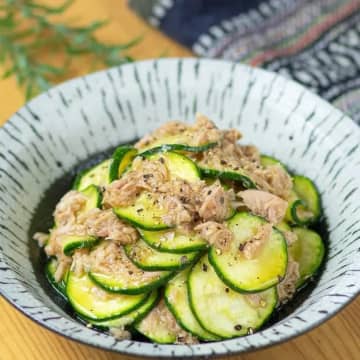【ズッキーニ料理はこれだけ覚えればOK！】「こんな食べ方あったんだ」ハマること間違いなし！簡単おかずレシピ3選
