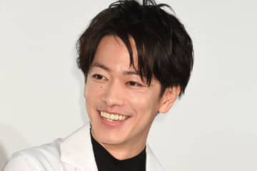 「世間知らず感が出てる」佐藤健　ジムで隣の女性に声かけ、スーパーで「牛肩」も読めず…主演ドラマ番宣で見せた“素顔”に幻滅の声