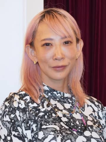 蜷川実花「好きが止まらず…」ミャクミャクとコラボ→「かわいすぎる」「一層映えます」仕上がりに反響