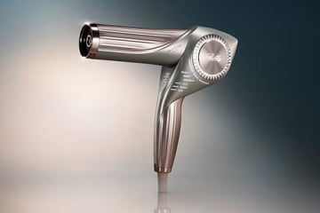 髪を熱ダメージから守りながら美しく乾かす「ReFa BEAUTECH DRYER BX W」