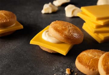 東京駅限定！キャプテンスイーツバーガーが新パッケージで登場
