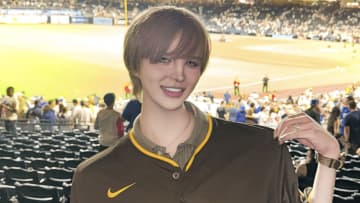 父は元巨人エース、“美しすぎる”人気タレントが大谷vsダルを生観戦「パドレスファンなのか！」「羨ましいぐらいキレイ」