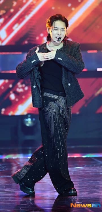 【PHOTO】SUPER JUNIOR出身ソンミン&キム・ヒジェら「ザ・トロットショー」に出演