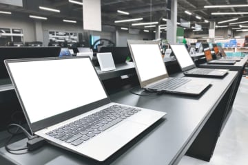 大学進学で学校指定の「ノートPC代」が“20万円”!? これって普通の出費なのでしょうか？