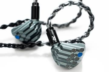 sloflo、ライブ音源に最適化したブランド初のダイナミック型イヤホン「MS001GM」