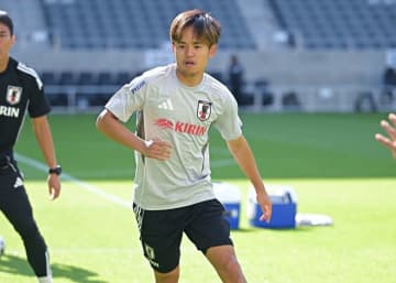 「普通に痛い」久保建英はアメリカ戦欠場の可能性も…週末には古巣とのビッグマッチ「チームを助けられなかったら…」【現地発】