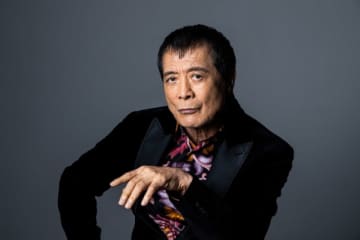 “永遠のロックスター”矢沢永吉ソロデビュー50年。日テレプラスで東京ドーム公演を生中継