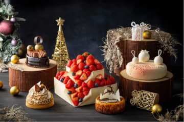 【コンラッド東京】25年クリスマスケーキが登場！“ベリーあふれる”ボックス型ケーキも