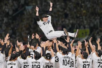 【阪神優勝】早くも“名将”の声響く藤川球児監督、就任1年め“最速V”達成の裏で挑んでいた「2つのタブー」