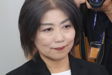 「どういう神経」学歴詐称疑惑の伊東市長　災害視察報告で謎の自撮り、能天気なランチ報告…加速するSNSの“KY投稿”に批判続出