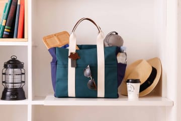猫が主役のバッグ＆ポーチが大人かわいい！ワイヤーアート作家とのコラボレーション♪