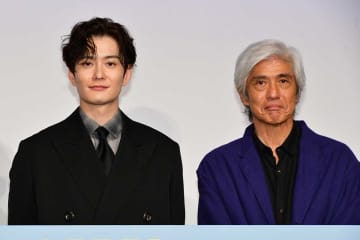 岡田将生、妻・高畑充希の妊娠発表後初の国内イベント登場　デビュー作で共演した佐藤浩市との再会に「緊張しています」