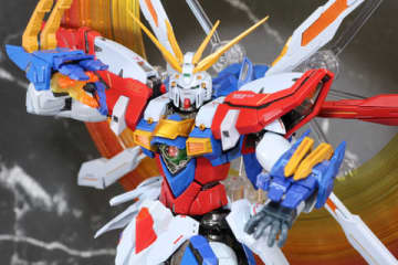 「METAL BUILD ゴッドガンダム＆ゴッドガンダム弐（セカンド）」レビューMETAL BUILDで体現される拳と武器による武闘の極致。多彩なアクションにレディ・ゴー!!