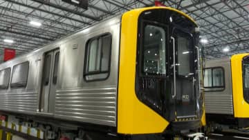 日立製作所がアメリカで鉄道車両製造　AIロボットなどを活用し「地産地消」ビジネス加速へ