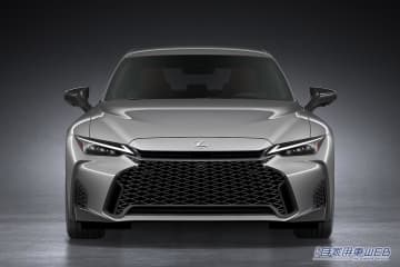 熟成を極めた新型「IS」が世界初公開【2026年から世界展開へ】