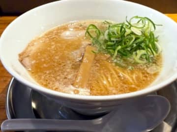 『天下一品も』参入、コスパ最強一杯400円「具なしラーメン」が支持される理由