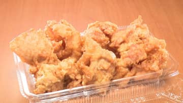 「3時間かける価値あり」の持ち帰りやきそば店はからあげも絶品だった！『オモウマい店』